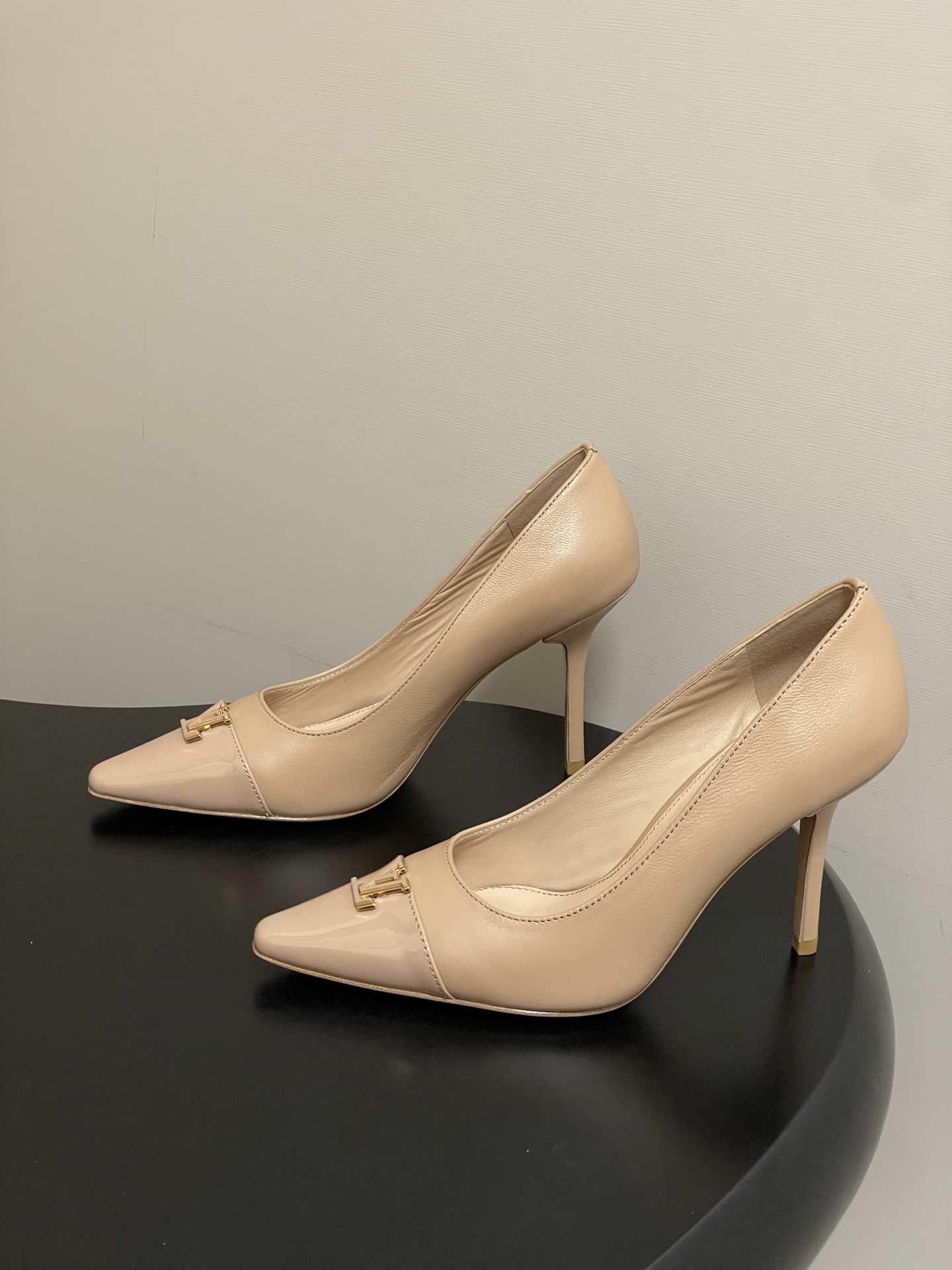Women's high heels